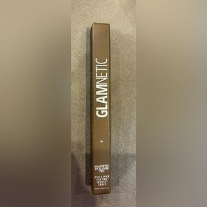 GLAMNETIC  eyeliner pen NWT